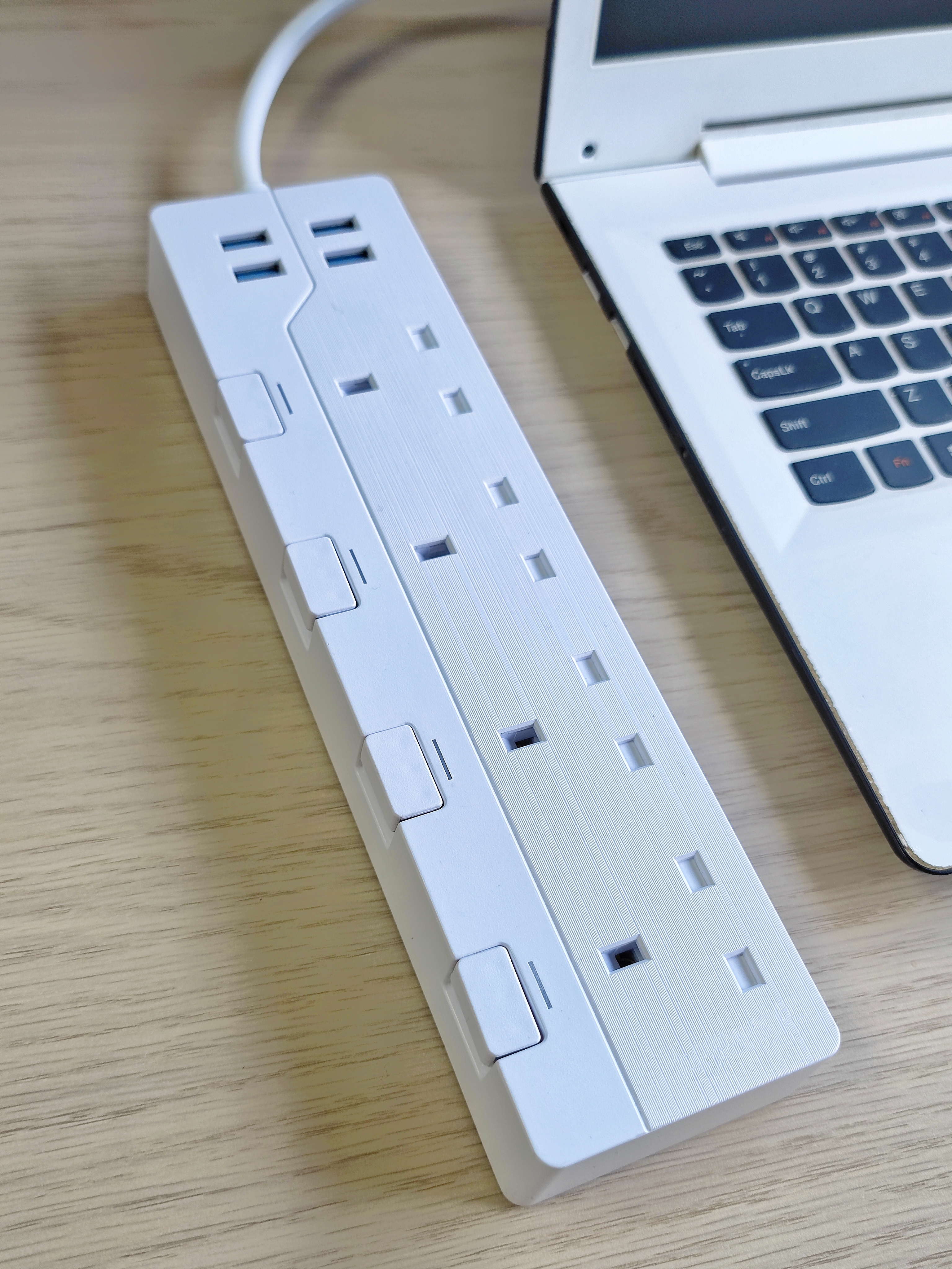 Usb Multiple Extended Socket 4 ways Smart Switch Surge Protector Single- Row Power Strip