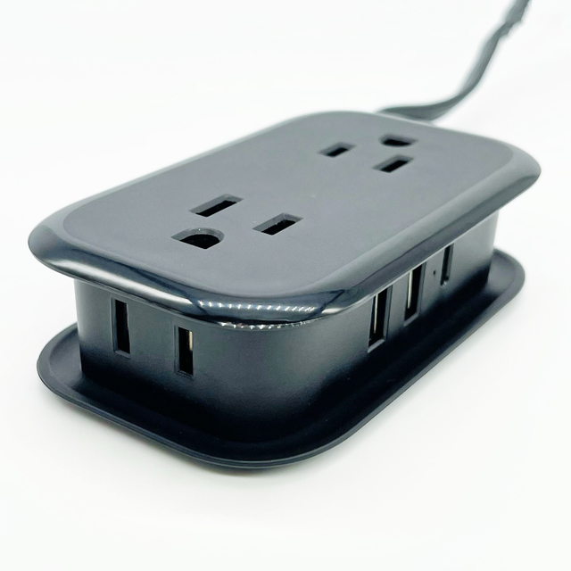 Palm size 4 outlets Socket USB Type C Travel Power Strip